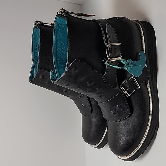 PSKaufman Boot No.1011 Roadway Back Zip Buckle Wedge Black Leather Moto Biker 9D - Picture 8 of 14